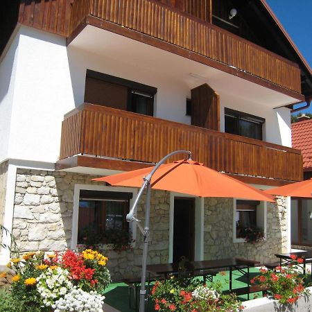 Sixteen Lakes Guest House 2 Йезерце Екстериор снимка